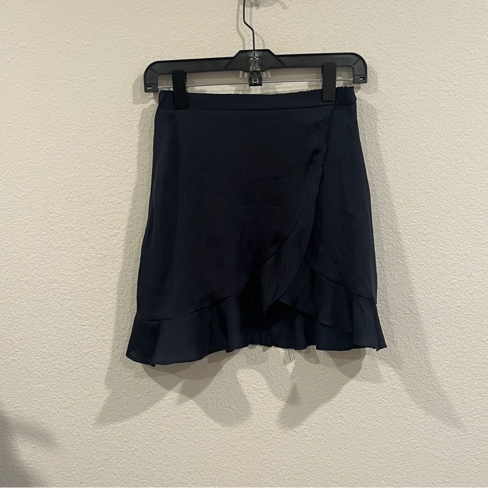 Free People size xsmall navy blue mini skirt faux wrap with ruffle elastic waist